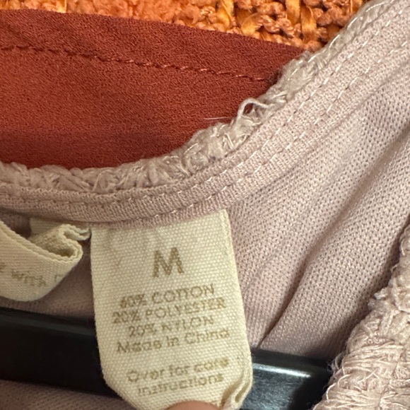 Elegant light pink Lace Sleeveless Dress - Picture 5 of 5